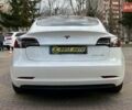 Белый Тесла Модель 3, объемом двигателя 0 л и пробегом 49 тыс. км за 30600 $, фото 5 на Automoto.ua