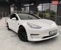 Белый Тесла Модель 3, объемом двигателя 0 л и пробегом 153 тыс. км за 19200 $, фото 1 на Automoto.ua