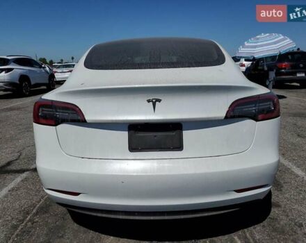 Білий Тесла Модель 3, об'ємом двигуна 0 л та пробігом 1 тис. км за 19500 $, фото 2 на Automoto.ua