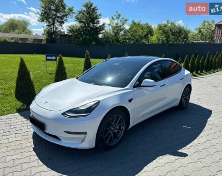 Білий Тесла Модель 3, об'ємом двигуна 0 л та пробігом 80 тис. км за 18450 $, фото 4 на Automoto.ua