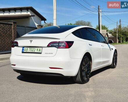 Білий Тесла Модель 3, об'ємом двигуна 0 л та пробігом 48 тис. км за 23500 $, фото 17 на Automoto.ua