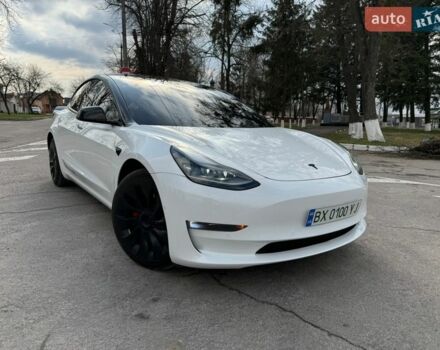 Білий Тесла Модель 3, об'ємом двигуна 0 л та пробігом 13 тис. км за 19999 $, фото 3 на Automoto.ua