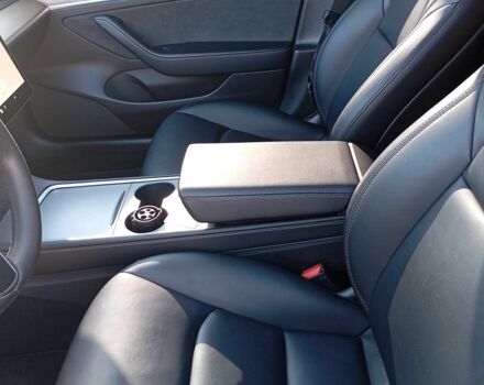 Белый Тесла Модель 3, объемом двигателя 0 л и пробегом 56 тыс. км за 24500 $, фото 11 на Automoto.ua