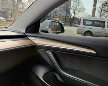 Белый Тесла Модель 3, объемом двигателя 0 л и пробегом 112 тыс. км за 21500 $, фото 2 на Automoto.ua