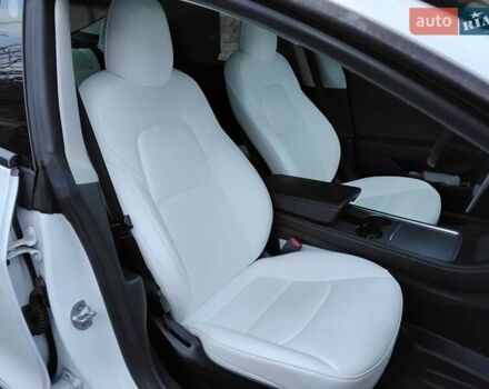 Тесла Модель 3 2022 у Вінниці на Automoto.ua Білий Тесла Модель 3, об'ємом двигуна 0 л та пробігом 26 тис. км за 23900 $, фото 15 на Automoto.ua