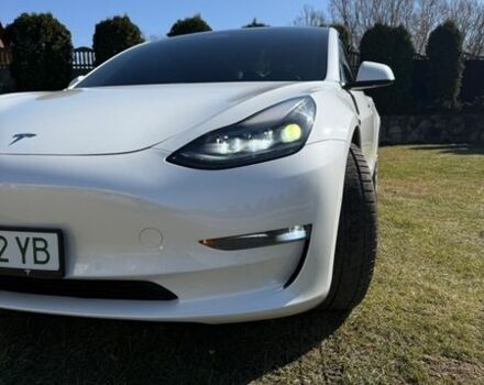 Білий Тесла Модель 3, об'ємом двигуна 0 л та пробігом 65 тис. км за 21000 $, фото 27 на Automoto.ua