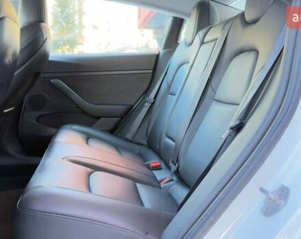 Білий Тесла Модель 3, об'ємом двигуна 0 л та пробігом 34 тис. км за 22900 $, фото 14 на Automoto.ua