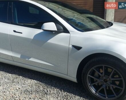 Белый Тесла Модель 3, объемом двигателя 0 л и пробегом 43 тыс. км за 21499 $, фото 10 на Automoto.ua