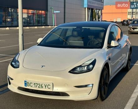 Белый Тесла Модель 3, объемом двигателя 0 л и пробегом 85 тыс. км за 20300 $, фото 8 на Automoto.ua