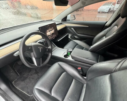 Білий Тесла Модель 3, об'ємом двигуна 0 л та пробігом 60 тис. км за 21000 $, фото 13 на Automoto.ua