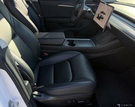 Белый Тесла Модель 3, объемом двигателя 0 л и пробегом 38 тыс. км за 24300 $, фото 20 на Automoto.ua