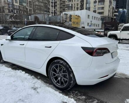 Белый Тесла Модель 3, объемом двигателя 0 л и пробегом 50 тыс. км за 14500 $, фото 2 на Automoto.ua