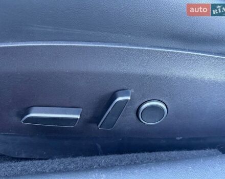 Білий Тесла Модель 3, об'ємом двигуна 0 л та пробігом 102 тис. км за 26490 $, фото 16 на Automoto.ua