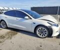 Белый Тесла Модель 3, объемом двигателя 0 л и пробегом 135 тыс. км за 13600 $, фото 2 на Automoto.ua