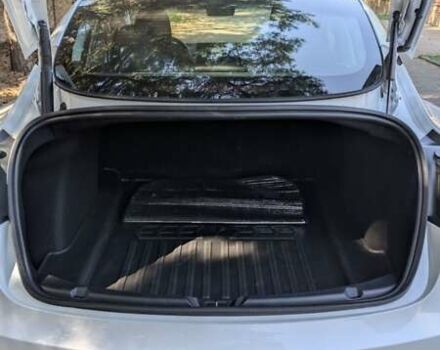 Білий Тесла Модель 3, об'ємом двигуна 0 л та пробігом 156 тис. км за 20499 $, фото 3 на Automoto.ua