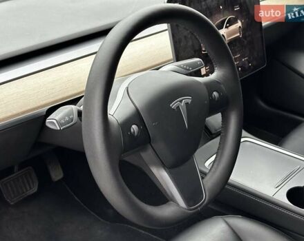 Белый Тесла Модель 3, объемом двигателя 0 л и пробегом 35 тыс. км за 24699 $, фото 24 на Automoto.ua