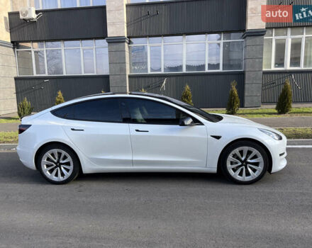 Білий Тесла Модель 3, об'ємом двигуна 0 л та пробігом 45 тис. км за 25000 $, фото 8 на Automoto.ua