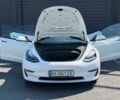 Білий Тесла Модель 3, об'ємом двигуна 0 л та пробігом 60 тис. км за 22000 $, фото 2 на Automoto.ua