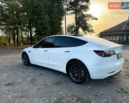 Білий Тесла Модель 3, об'ємом двигуна 0 л та пробігом 52 тис. км за 22000 $, фото 8 на Automoto.ua