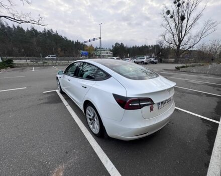 Білий Тесла Модель 3, об'ємом двигуна 0 л та пробігом 108 тис. км за 22000 $, фото 3 на Automoto.ua