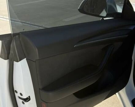 Белый Тесла Модель 3, объемом двигателя 0 л и пробегом 38 тыс. км за 24300 $, фото 16 на Automoto.ua