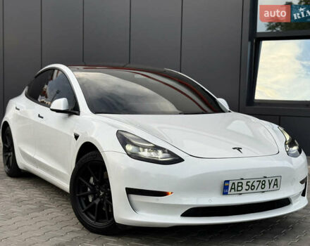 Белый Тесла Модель 3, объемом двигателя 0 л и пробегом 70 тыс. км за 22600 $, фото 3 на Automoto.ua