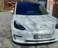 Белый Тесла Модель 3, объемом двигателя 0 л и пробегом 43 тыс. км за 21499 $, фото 1 на Automoto.ua