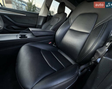 Белый Тесла Модель 3, объемом двигателя 0 л и пробегом 114 тыс. км за 18500 $, фото 7 на Automoto.ua