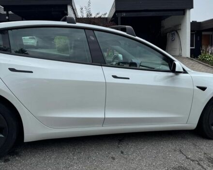 Белый Тесла Модель 3, объемом двигателя 0 л и пробегом 42 тыс. км за 13000 $, фото 7 на Automoto.ua