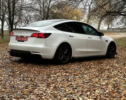 Белый Тесла Модель 3, объемом двигателя 0 л и пробегом 48 тыс. км за 25500 $, фото 7 на Automoto.ua