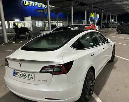 Білий Тесла Модель 3, об'ємом двигуна 0 л та пробігом 8 тис. км за 26500 $, фото 11 на Automoto.ua