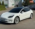 Білий Тесла Модель 3, об'ємом двигуна 0 л та пробігом 117 тис. км за 21300 $, фото 1 на Automoto.ua