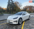 Білий Тесла Модель 3, об'ємом двигуна 0 л та пробігом 45 тис. км за 25000 $, фото 1 на Automoto.ua