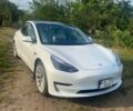 Білий Тесла Модель 3, об'ємом двигуна 0 л та пробігом 37 тис. км за 26900 $, фото 1 на Automoto.ua