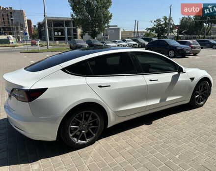 Білий Тесла Модель 3, об'ємом двигуна 0 л та пробігом 24 тис. км за 19700 $, фото 9 на Automoto.ua