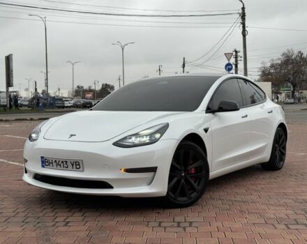 Білий Тесла Модель 3, об'ємом двигуна 0 л та пробігом 31 тис. км за 19300 $, фото 2 на Automoto.ua