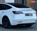 Белый Тесла Модель 3, объемом двигателя 0 л и пробегом 90 тыс. км за 20900 $, фото 19 на Automoto.ua