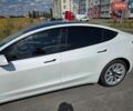 Білий Тесла Модель 3, об'ємом двигуна 0 л та пробігом 52 тис. км за 20500 $, фото 1 на Automoto.ua