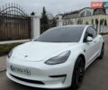 Білий Тесла Модель 3, об'ємом двигуна 0 л та пробігом 55 тис. км за 22500 $, фото 1 на Automoto.ua