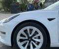 Белый Тесла Модель 3, объемом двигателя 0 л и пробегом 83 тыс. км за 20200 $, фото 33 на Automoto.ua