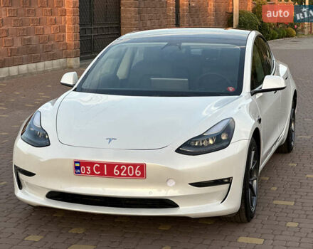 Белый Тесла Модель 3, объемом двигателя 0 л и пробегом 1 тыс. км за 37999 $, фото 12 на Automoto.ua
