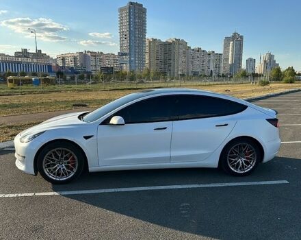 Білий Тесла Модель 3, об'ємом двигуна 0 л та пробігом 122 тис. км за 23000 $, фото 5 на Automoto.ua