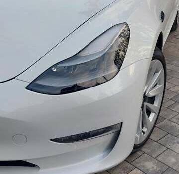 Білий Тесла Модель 3, об'ємом двигуна 0 л та пробігом 35 тис. км за 21800 $, фото 12 на Automoto.ua