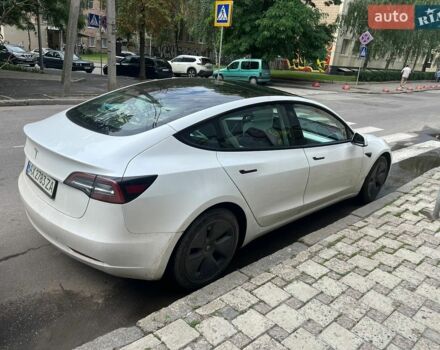 Білий Тесла Модель 3, об'ємом двигуна 0 л та пробігом 47 тис. км за 18500 $, фото 5 на Automoto.ua