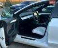 Білий Тесла Модель 3, об'ємом двигуна 0 л та пробігом 5 тис. км за 23888 $, фото 18 на Automoto.ua