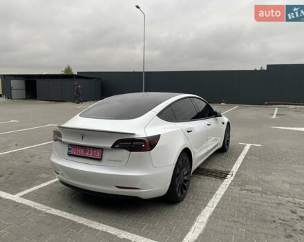 Белый Тесла Модель 3, объемом двигателя 0 л и пробегом 35 тыс. км за 26900 $, фото 2 на Automoto.ua