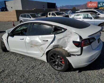 Белый Тесла Модель 3, объемом двигателя 0 л и пробегом 50 тыс. км за 11800 $, фото 2 на Automoto.ua