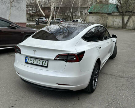 Белый Тесла Модель 3, объемом двигателя 0 л и пробегом 10 тыс. км за 21500 $, фото 1 на Automoto.ua