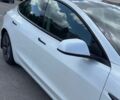 Білий Тесла Модель 3, об'ємом двигуна 0 л та пробігом 67 тис. км за 20800 $, фото 6 на Automoto.ua