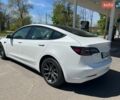 Білий Тесла Модель 3, об'ємом двигуна 0 л та пробігом 93 тис. км за 18700 $, фото 13 на Automoto.ua